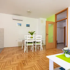 Apartament Mali, Trogir